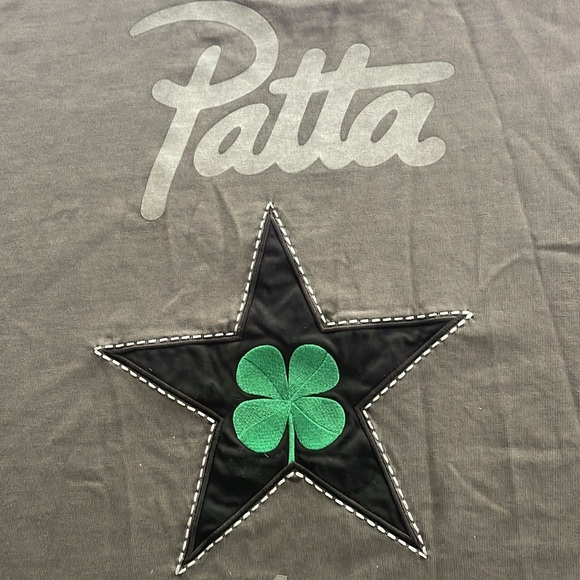 Converse Patta Four Leaf Clover Gray Short Sleeve Tee NWT - Picture 7 of 7